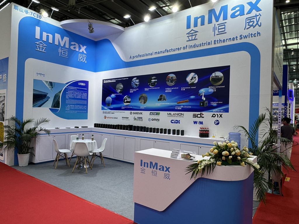 ���ڰ����������չ�